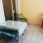 Les Grands Pins Apartment
