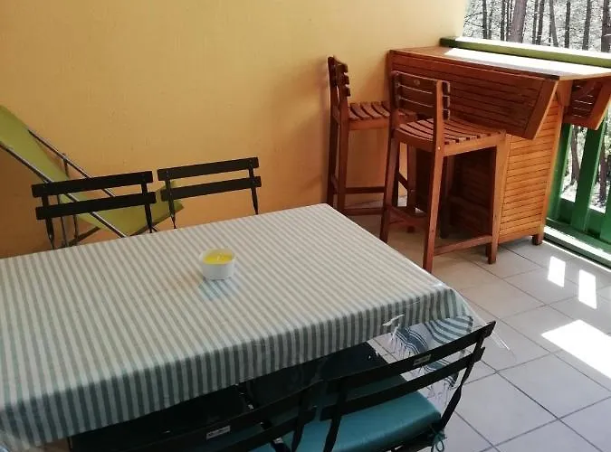 Les Grands Pins Apartamento Carcans